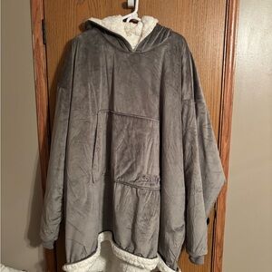Comfy USA Gray Hooded Poncho